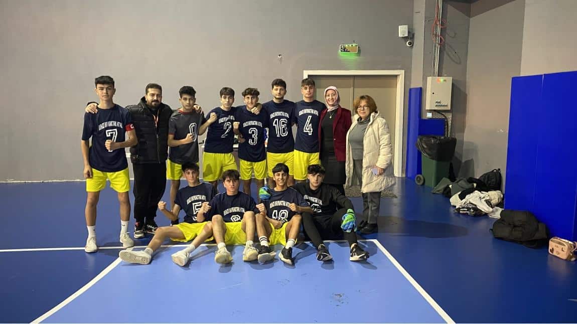 Okulumuz Futsal Takımı Çeyrek Finalde